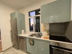 Vila Marize Cozy family home w a view of the Atlantic