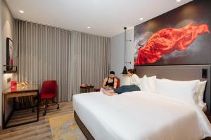 Radisson RED Indore