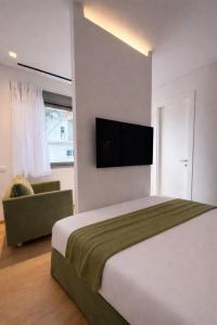 Aspasia 2BR Luxury Apartment with Jacuzzi & Private Acropolis View