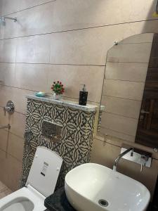 The Signature Modern Luxury 1 & 2 BHK Flats in Tapovan Rishikesh