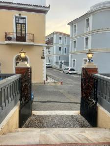 Tinion Hotel
