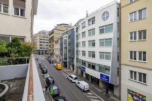 Golden Heritage Apartment in the Heart of Old Town