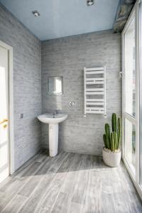 Stylish 2BR Apt in Saburtalo Bright and Cozy