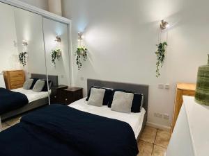 Apartment 5 mins walk to St Pauls Cathedral