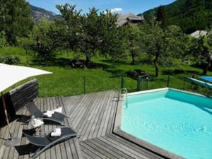 Charmant 2 pièces avec Balcon & Parking à 300m des Pistes - Piscine, Wi-Fi et Jardin - FR-1-762-13