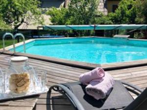 Charmant 2 pièces avec Balcon & Parking à 300m des Pistes - Piscine, Wi-Fi et Jardin - FR-1-762-13