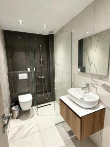 Casa Nera, Nilie Hospitality MGMT