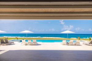 Luxury 9 Bedroom Beachfront Villa in Ocho Rios Jamaica