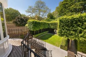 Chelsea Family House - impressive retreat, relax, secure