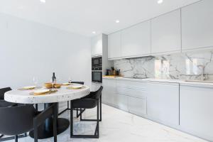 Marbella Del Mar City Centre With Sea Views