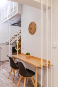 Acropolis Sunset Loft