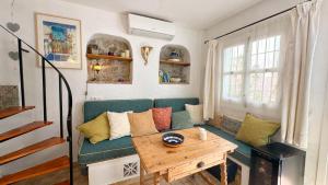 Calle Garral 5, Casita Chica