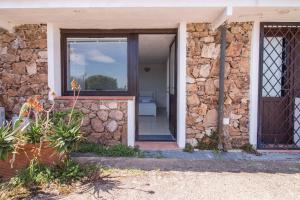 GuestHost - Cozy Open-Plan Apartment in Sardinia img18