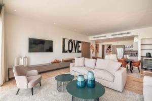 Exclusive aparment in Cap Cana w balcony and views