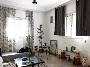 Meraki house