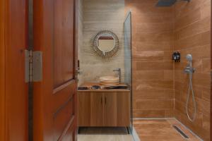 M-Residence By Brassbell