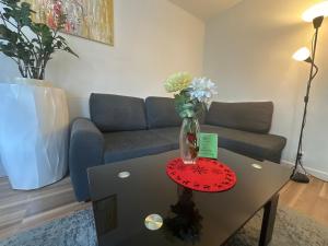 Only Apart the CENTER PARKING