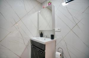 Cesi Hotel