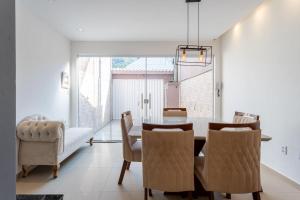 Casa Climatizada com Hidromassagem em Jacarepagua