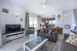 CoolHouses Algarve Luz, 2 Bed semi detached villa, Jardim das Palmeiras condominium, Villa A