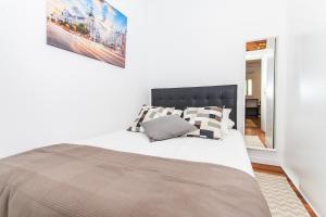 Chueca y Justicia Beautiful Romantic with mini Terrace