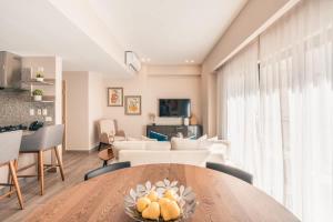 Regatta Living Ii with Breakfast Included - 406