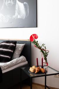 PiotrApartments - Prestige Design Apartments - Downtown Warsaw