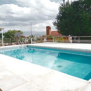 Alojamiento 2 hab con piscina en Villa Carlos Paz