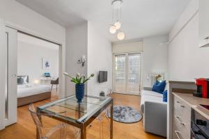 Cindrelle Lake - Near the Historic Center