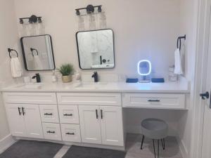 3 BR 3 BA, Lakeside Townhouse mins to Kemah & NASA