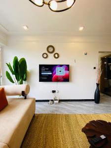 Stylish 3BR At Staroot Residency With Twin Bed Pool