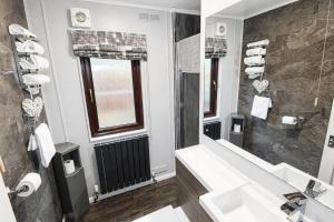Grasmere 12, White Cross Bay, Windermere