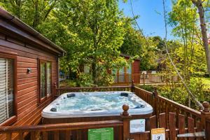 Grasmere 12, White Cross Bay, Windermere