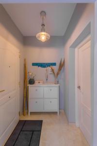 Beachfront 3BR with Direct Beach Access Marbella East