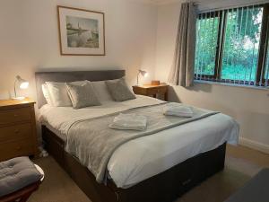 The Snug, A Peaceful, Comfy Sussex Cottage for 4