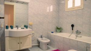 Appartement spacieux et chaleureux sur Hedi Nouira