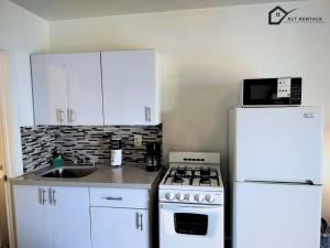 Dewey Breeze Retreat F