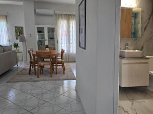 Ioannina Contemporary Apartment