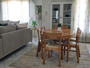 Ioannina Contemporary Apartment