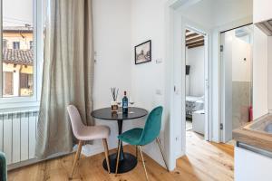 Mary Home, Vicolo Lavandai