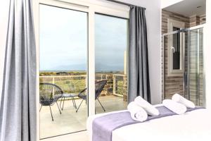 Naxos Cube Villa Panoramic Views Maisonette with Sea View 2 min walk to Plaka Beach