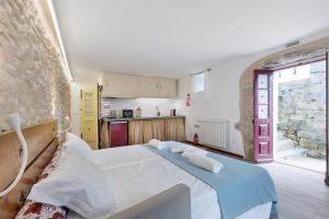 Portas de Caminha I I