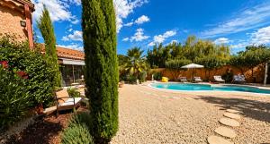Studio tout confort avec vue sur piscine