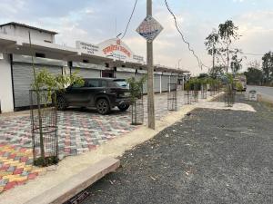 Shyam Hotel & Janmasa