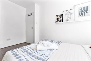 1 Bed Apartment- Finsbury Park Station