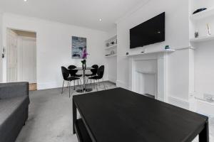1 Bed Apartment- Marble Arch 5