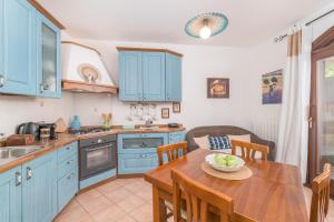 CasaZen, 2 camere, giardino e parking