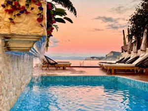 Beachfront Villa Anatoli Sidari with private heated pool by DadoVillas
