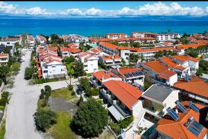 Уютные двухуровневые апартаменты в 250 м от моря