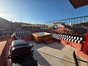 Casa AcoModo at Casco Viejo 6BR Mansion w Pool